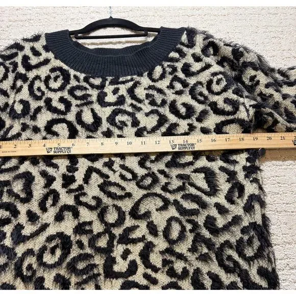 Marc New York Andrew Marc Sweater Womens Medium Beige Leopard Knit Pullover - Picture 5 of 8